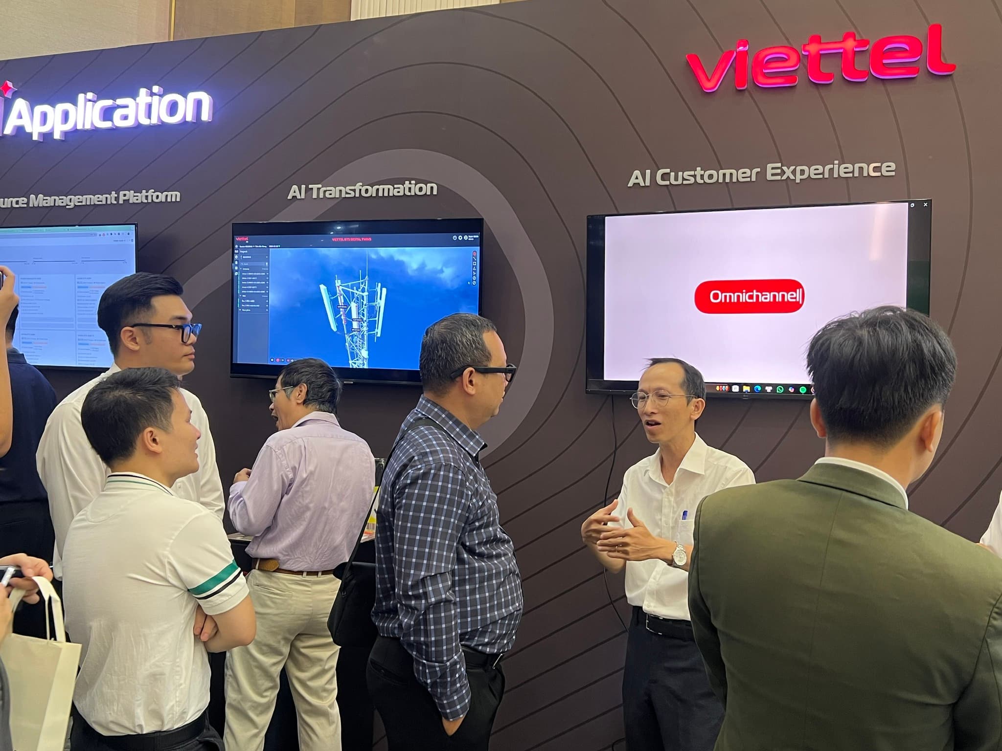 Viettel Customer Service marks its continued participation at DCCI 2025 in Ho Chi Minh City