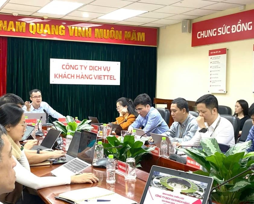 Giám đốc Nguyễn Tiến Dũng: "Viettel Customer Service sẽ là công ty hàng đầu về dịch vụ khách hàng"
